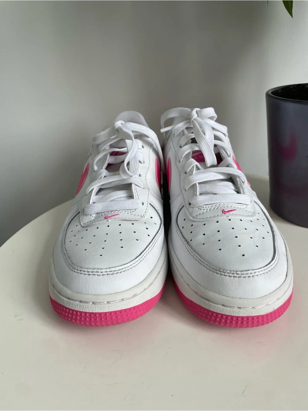 Women Size 6.5 Nike Air Force 1 Low Laser Fuchsia Pink Shoes 5Y